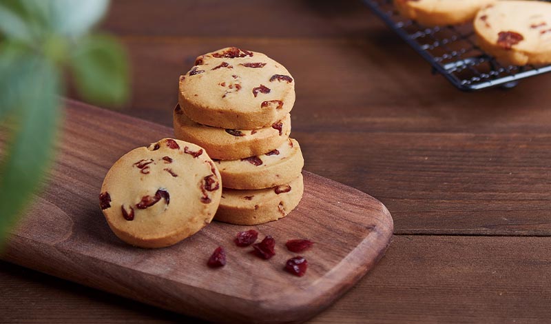 春光里的甜酸诱惑：探索奇华饼家蔓越莓饼食的美妙世界